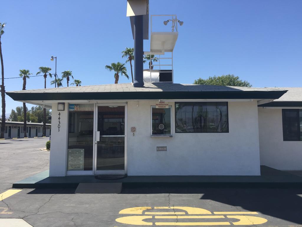 Indio Holiday Motel מראה חיצוני תמונה