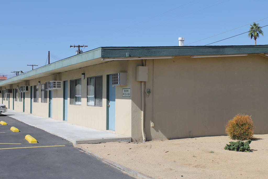 Indio Holiday Motel מראה חיצוני תמונה