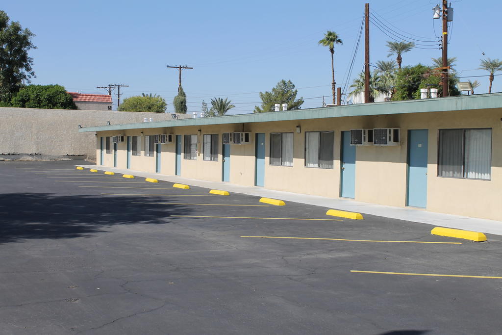 Indio Holiday Motel מראה חיצוני תמונה