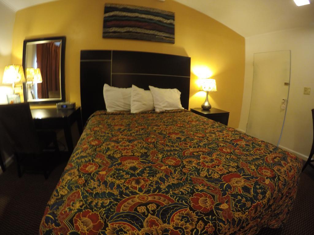 Indio Holiday Motel מראה חיצוני תמונה
