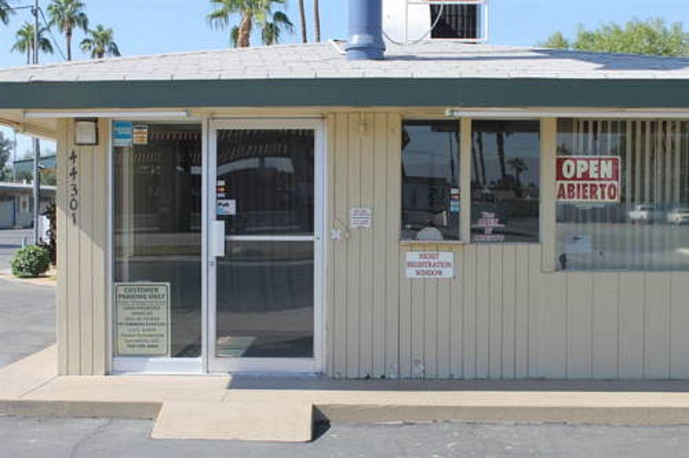Indio Holiday Motel מראה חיצוני תמונה