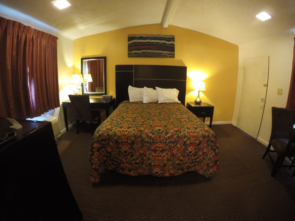 Indio Holiday Motel מראה חיצוני תמונה